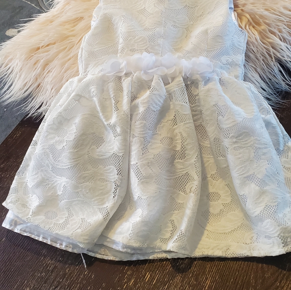 White dresss